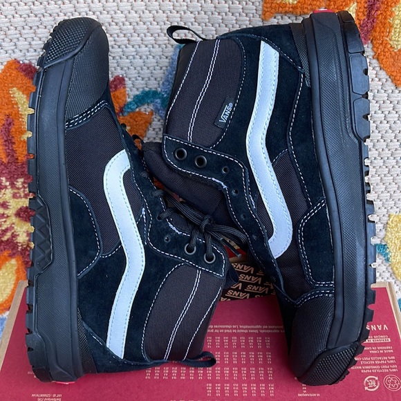 Vans Ultrarange Exo Hi Black/Black WMNS sneakers - boots - Picture 12 of 16